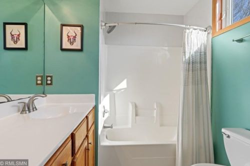 1425 Avon St, Saint Paul MN 55117-4007 exterior