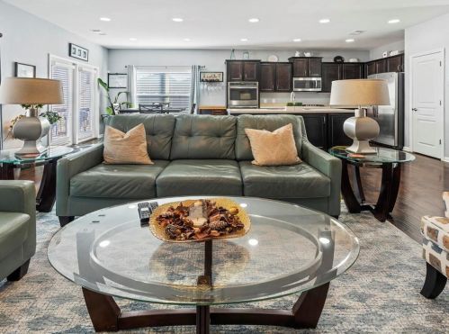 121 Lankford Rd, Tucker GA 30084-1821 exterior