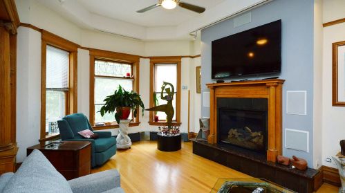 3642 Magnolia Ave, Chicago IL  60613-3820 exterior