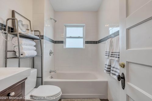 309 Elberon Ave, Red Bank NJ 07711 exterior