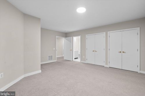 13708 Valley Dr, Rockville MD  20850-5402 exterior