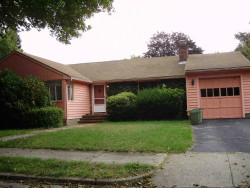 32 Warren Rd, Newton, MA 02468-1223