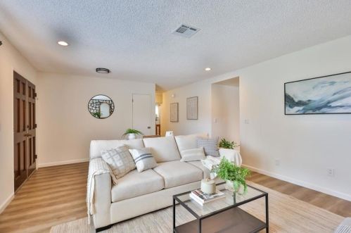 872 Halecrest Dr, Chula Vista CA 91910-6412 exterior