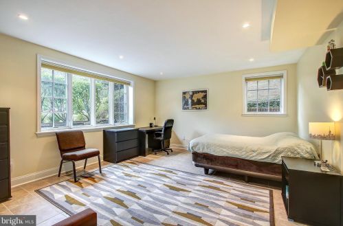 4658 Upton St, Washington DC 20016-2369 exterior