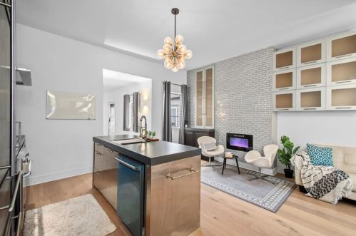 131 44th St, Pittsburgh PA  15201-3037 exterior