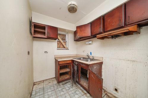 13831 Halsted St, Chicago IL 60827-1657 exterior