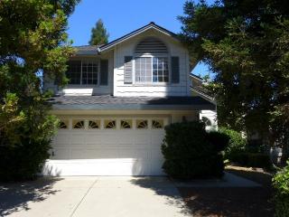 8152 Gloriann Way, Sacramento, CA 95843-4836