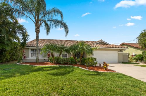 110 Twylite Ter, Fort Pierce FL  34983-1247 exterior