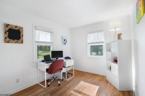 16 Fletcher Pl, Madison NJ 07940-2307 exterior