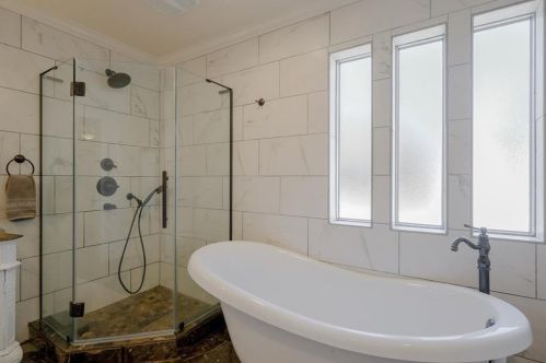 6715 Clearhaven Dr, Dallas TX 75248-4151 exterior