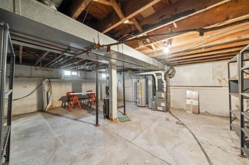 5645 Heintz Rd, Saint Louis MO 63129-3940 exterior