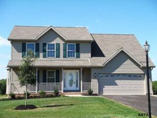 22 Amanda Ave, Hanover PA  17331-9272 exterior