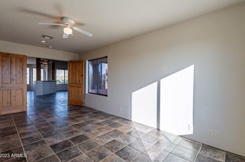 48909 3rd Ave, Phoenix AZ 85027-4700 exterior