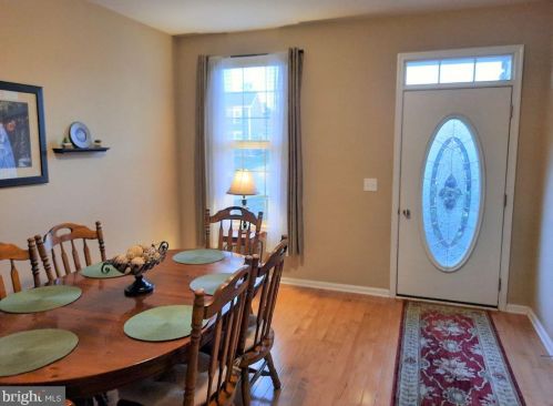 50 Birch Dr, Hanover, PA 17331-9420