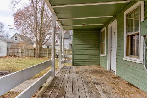 2131 Harrison Ave, Meskegon MI 49441-1490 exterior