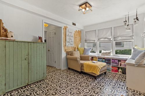 2649 65, Milwaukee WI 53214-1721 exterior