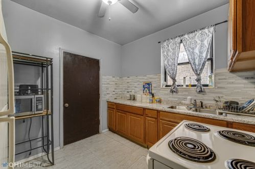 10215 Saint Lawrence Ave, Chicago IL 60628-2232 exterior