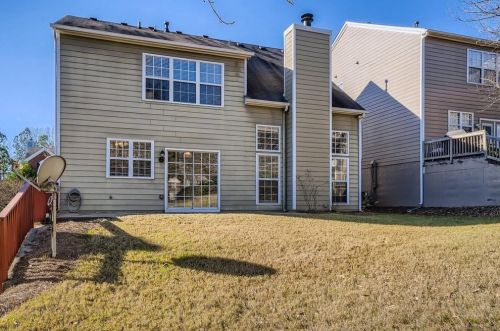 5053 Bright Hampton Dr, Atlanta GA 30339-1957 exterior