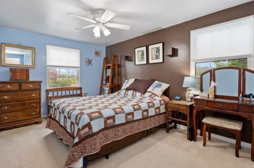 650 Malibran Dr, Pittsburgh PA 15237-5660 exterior