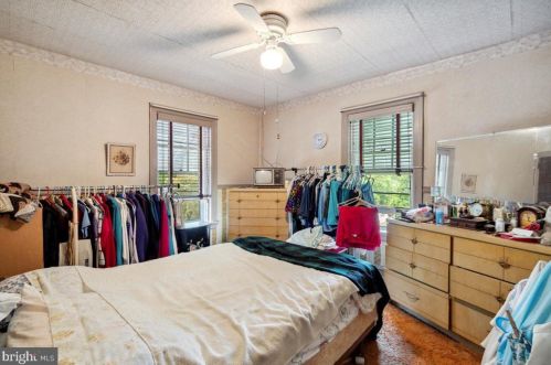 733 Lewis Rd, Limerick PA 19468-1307 exterior