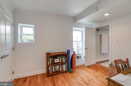 618 19 St, Philadelphia PA 19146-4655 exterior