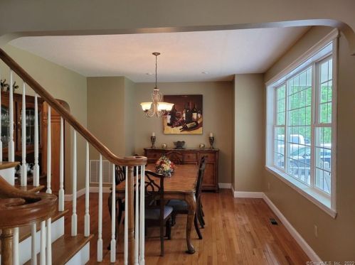 166 Abbott Rd, Ellington CT  06029-3604 exterior