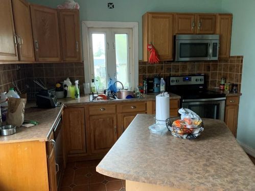 99 Farm St, Providence, RI 02908-4028