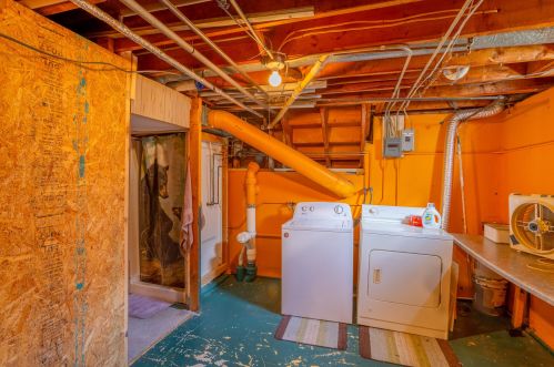 1860 Boston St, Grand Rapids MI 49506-4459 exterior