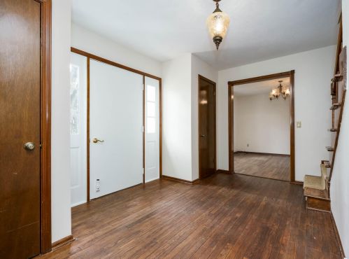 9766 Westnedge Ave, Kalamazoo, MI 49002-6830