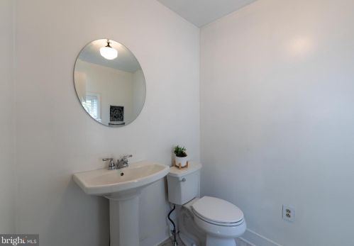 1223 6 St, Philadelphia PA 19120-3101 exterior