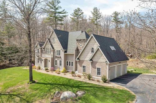 91 Reserve Pl, Concord, NH 03301-7922