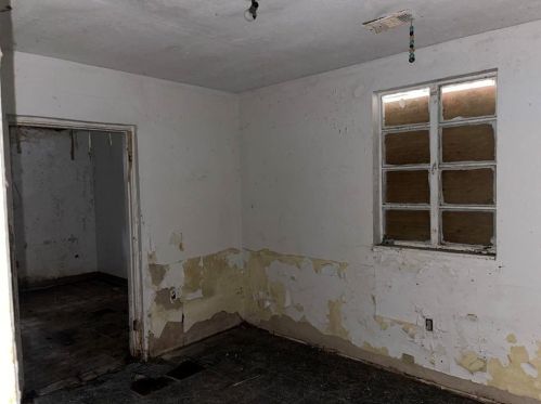 1350 Elizabeth Ave, Atlanta GA 30310-3916 exterior