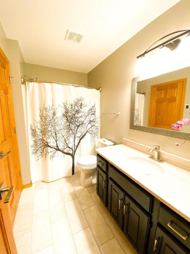 7643 31st St, Saint Paul MN 55128-4045 exterior