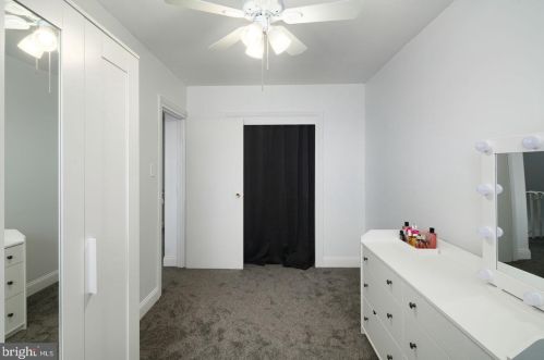 8615 Jackson St, Philadelphia PA  19136-2107 exterior