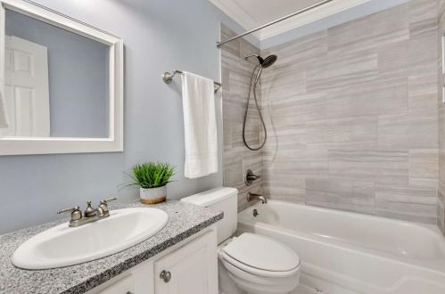 801 Defoors Ml Cir, Atlanta GA 30318-2392 exterior