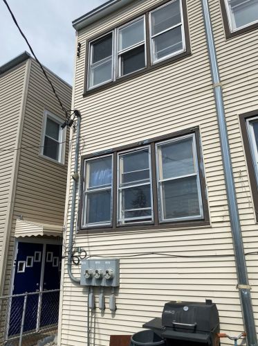 5023 Altgeld St, Chicago IL 60639-1903 exterior