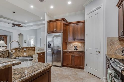 7635 Cottesmore Dr, Naples FL 34113-3179 exterior