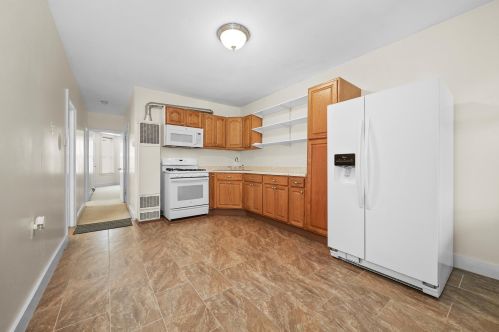 2943 Fairfield Ave, Chicago IL 60625-2719 exterior