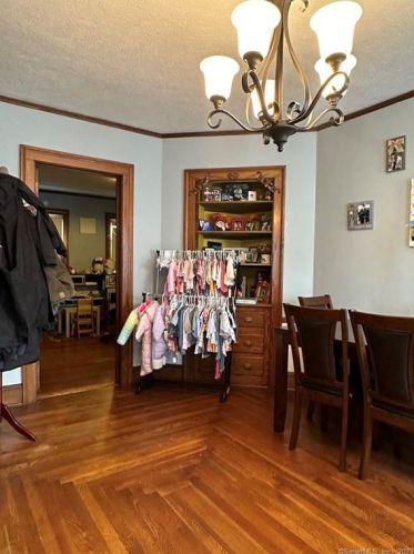 282 Linwood St, New Britain CT 06052-1951 exterior