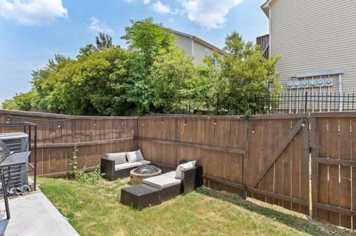 7123 Fringe Flower Dr, Austell GA exterior