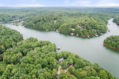 6372 Falcon Ln, Gainesville GA 30506-2429 exterior