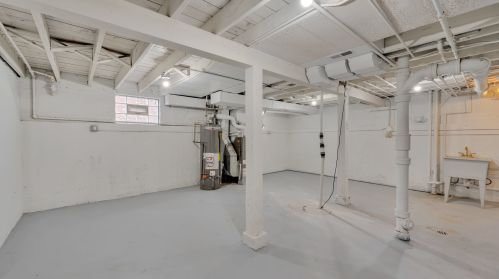 2006 22 Ave, Broadview IL 60155-2805 exterior