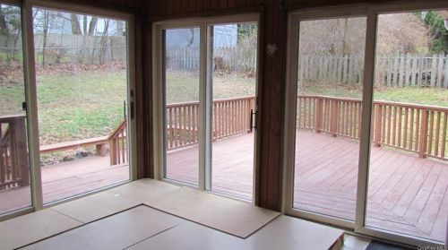 131 Simone Dr, Poughkeepsie NY 12603-3751 exterior