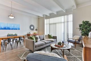 1517 Colter St, Phoenix AZ  85014-3055 exterior