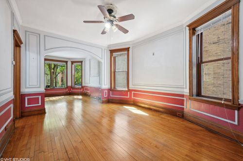 2726 Troy St, Chicago IL 60655-2320 exterior