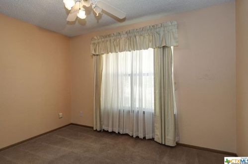 1740 Knl Schwope Rd, Spring Branch TX 78070-6213 exterior