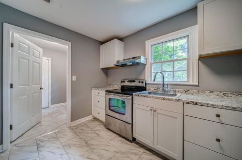 2935 Harlan Dr, Atlanta GA  30344-3705 exterior