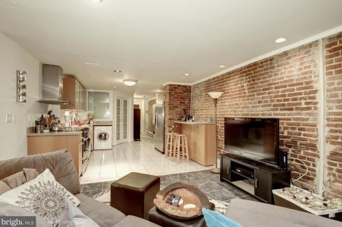 2015 Q St, Washington DC 20002-2373 exterior