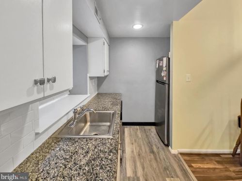 825 29th St, Philadelphia PA 19130-1195 exterior