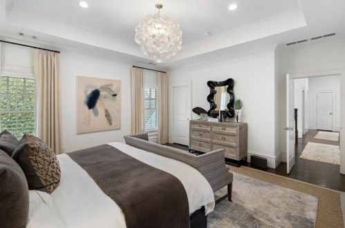 2652 Forrest Way, Atlanta GA  30305-3770 exterior